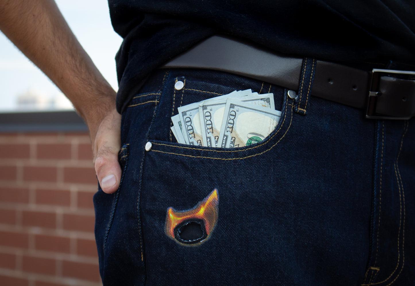 Pocket Burn Jeans